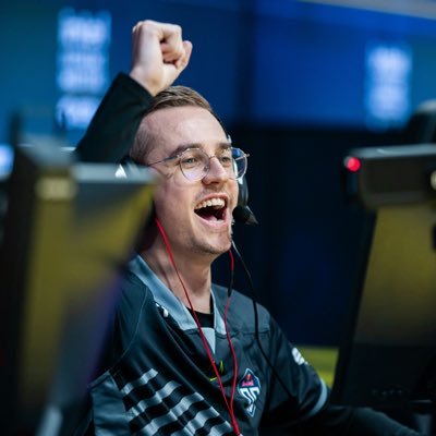 kol pfp
